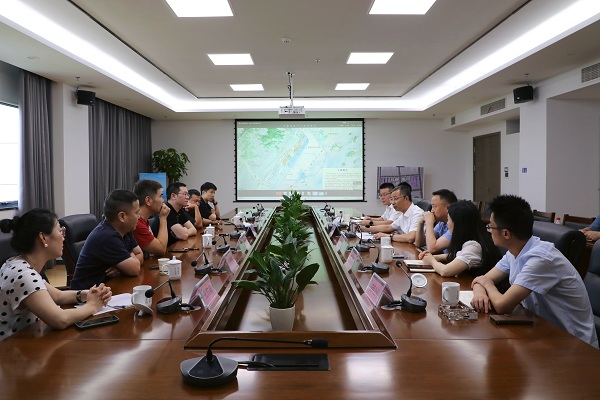 （网站）温州市制笔协会应邀携众企业来访火星电竞开展商务洽谈.jpg